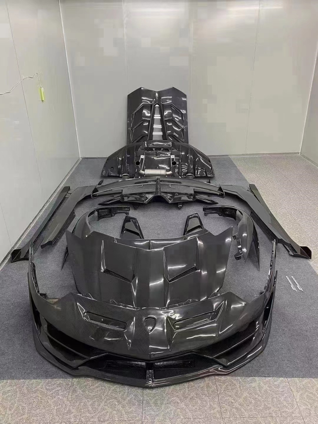 For Lamborghini Aventador LP700 LP720 Carbon Fiber Body Kit Aventador Upgraded SVJ Style Front and Rear Bumper Spoiler Body Kit