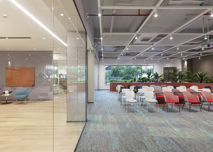 High obstruction office partition wall Modular single Glazing customized size meeting room office space