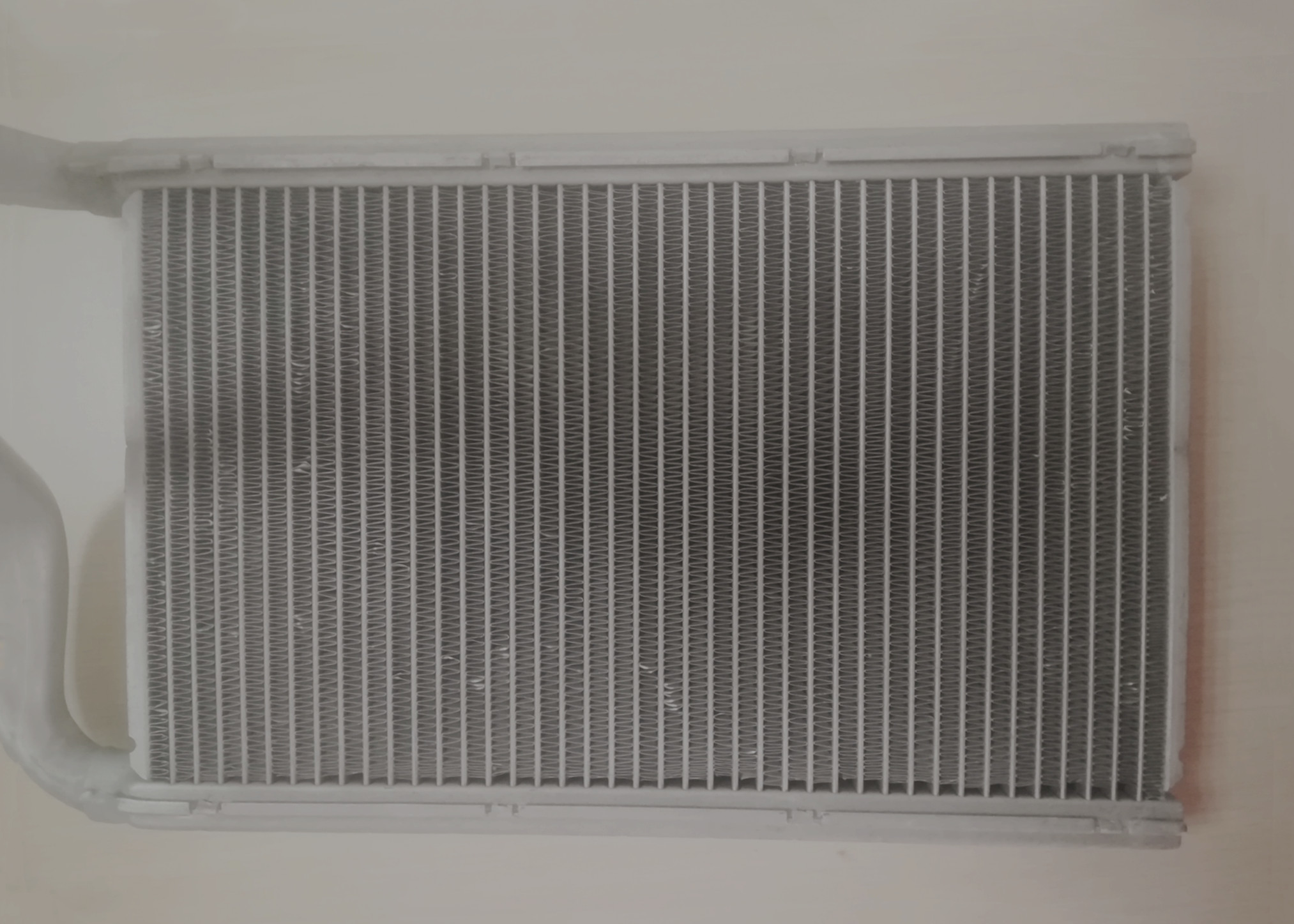 Auto, Vehicle,Car Use Customized Silver Hot Rolling Aluminum Extruded Profiles Fins of Intercooler