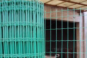 China PVC Euro Welded Fence 700nwt 6 Gauge Welded Wire Mesh wholesale
