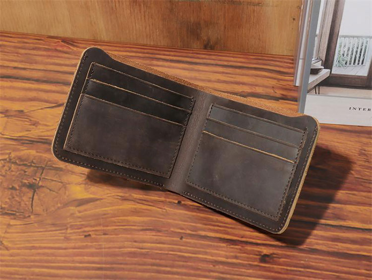 Men's Ultra-thin Designer Wallets made of GENUINE LEATHER with Credit Card Slots