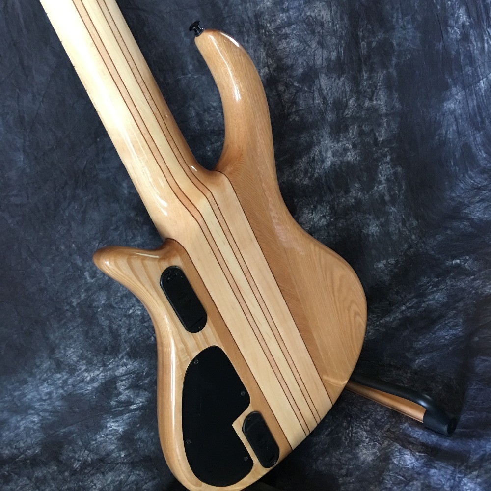 2017 hot 6 string bass guitar.OEM retail new 6 strings electric bass guitar EMS free shipping