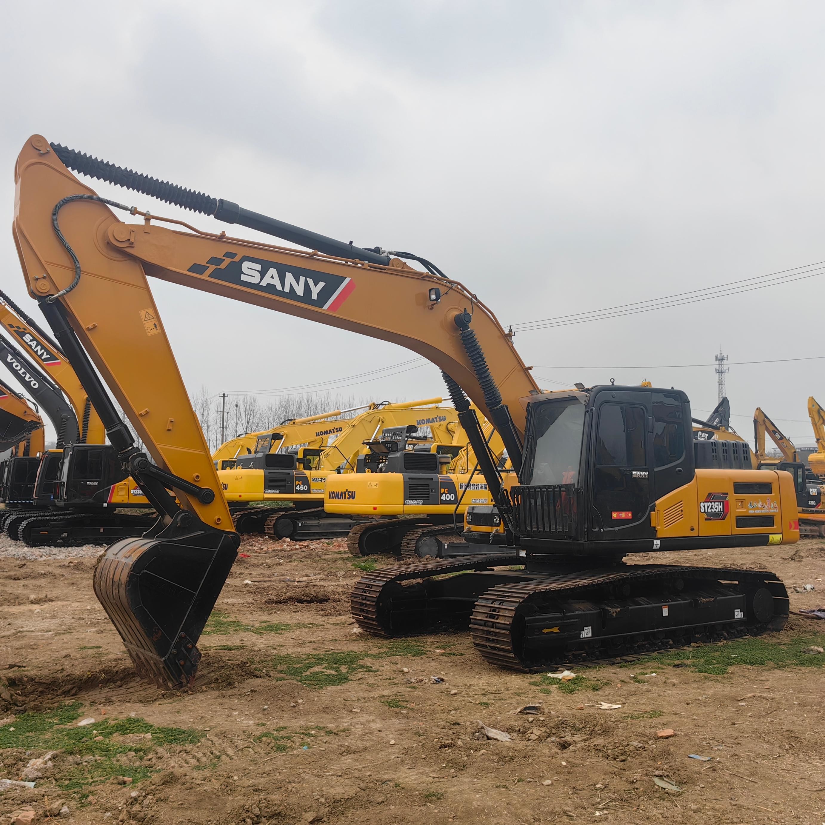 Secondhand 23 Ton Excavators Sany 235H Crawler Used Earth Moving Machine Digger