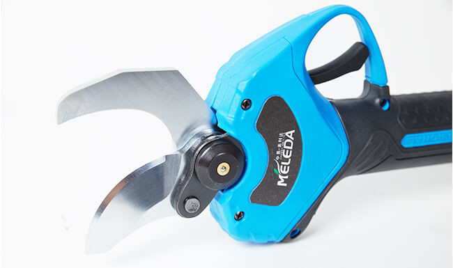 4 Gear Adjustable Cordless Pruner Shear 30mm Battery Powered Branch Cutter