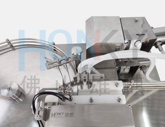 Desktop 15ml Glass Vial Liquid Filling Simple Machine With Hgih Precision Electric Pump