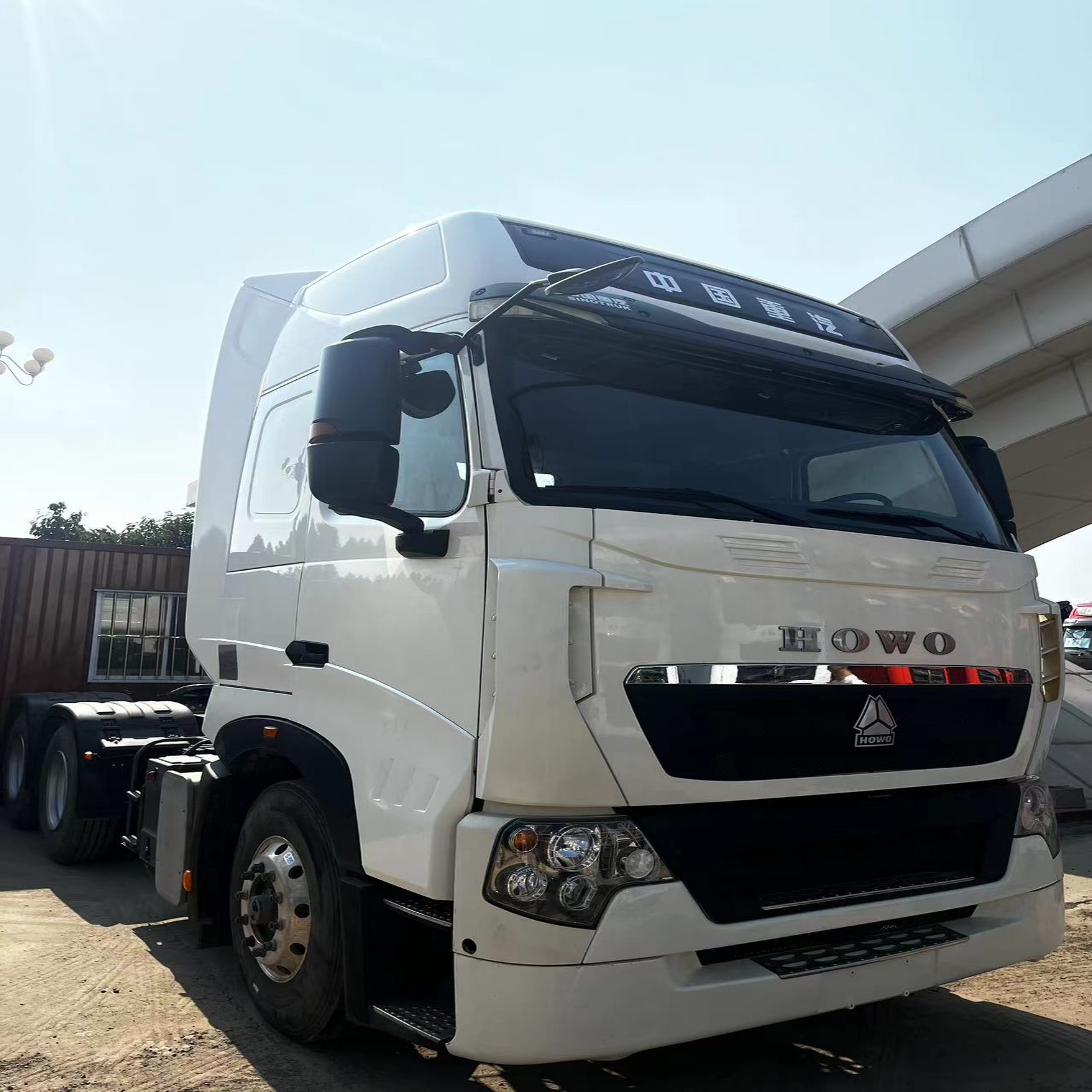 430hp Used Tractor Trailer Sinotruk Howo T7H 10 wheels