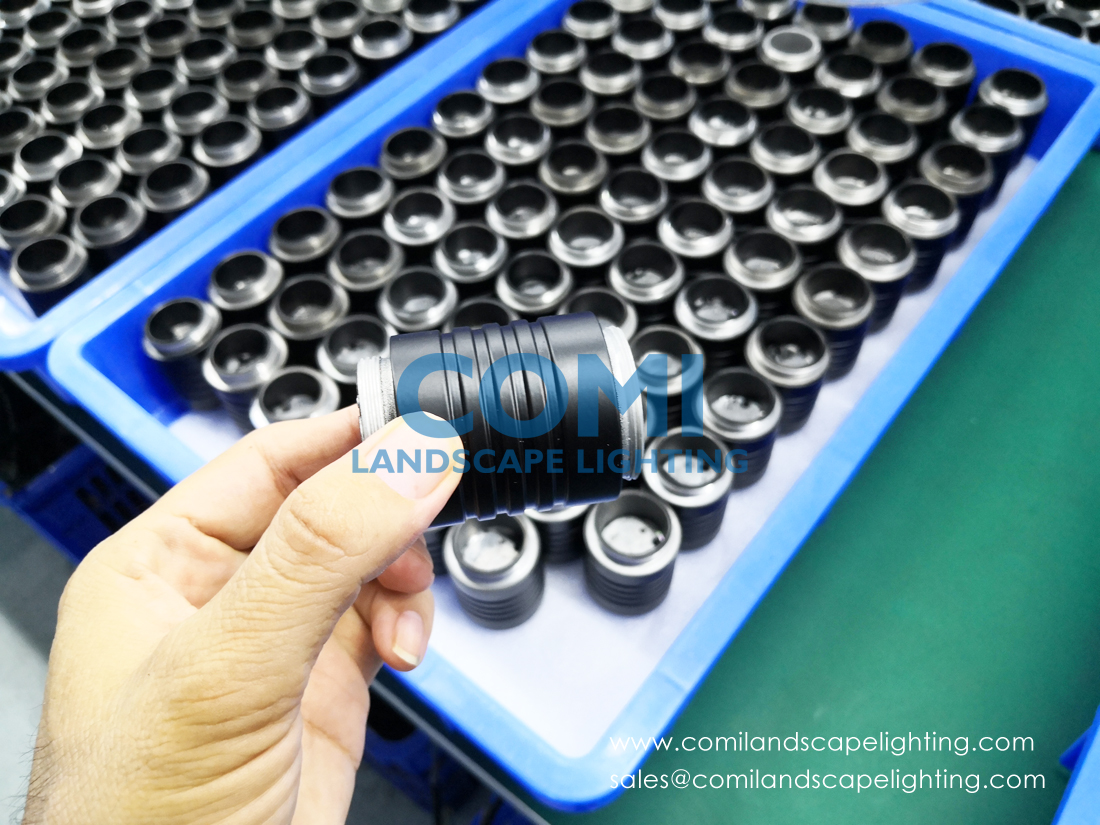 1800pcs IP66 black powder coated LED Garden Spotlight or Landscape spotlights are under Production
