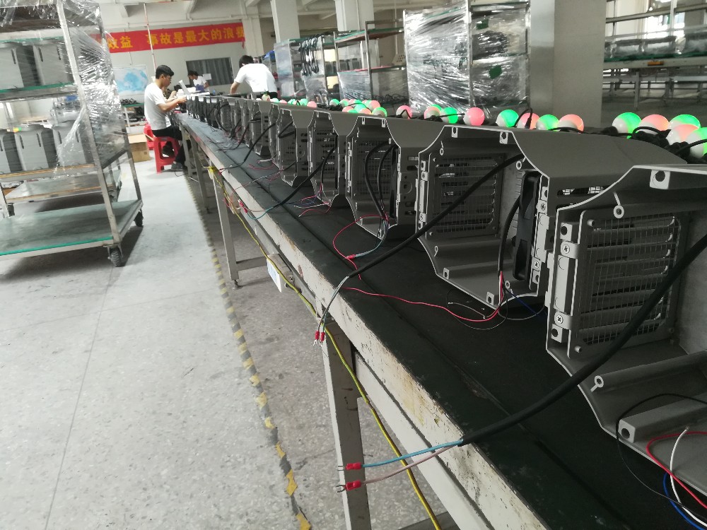 Water Resistant 8000K 100W Outdoor Gobo Projector 60 Degree Beam Angle