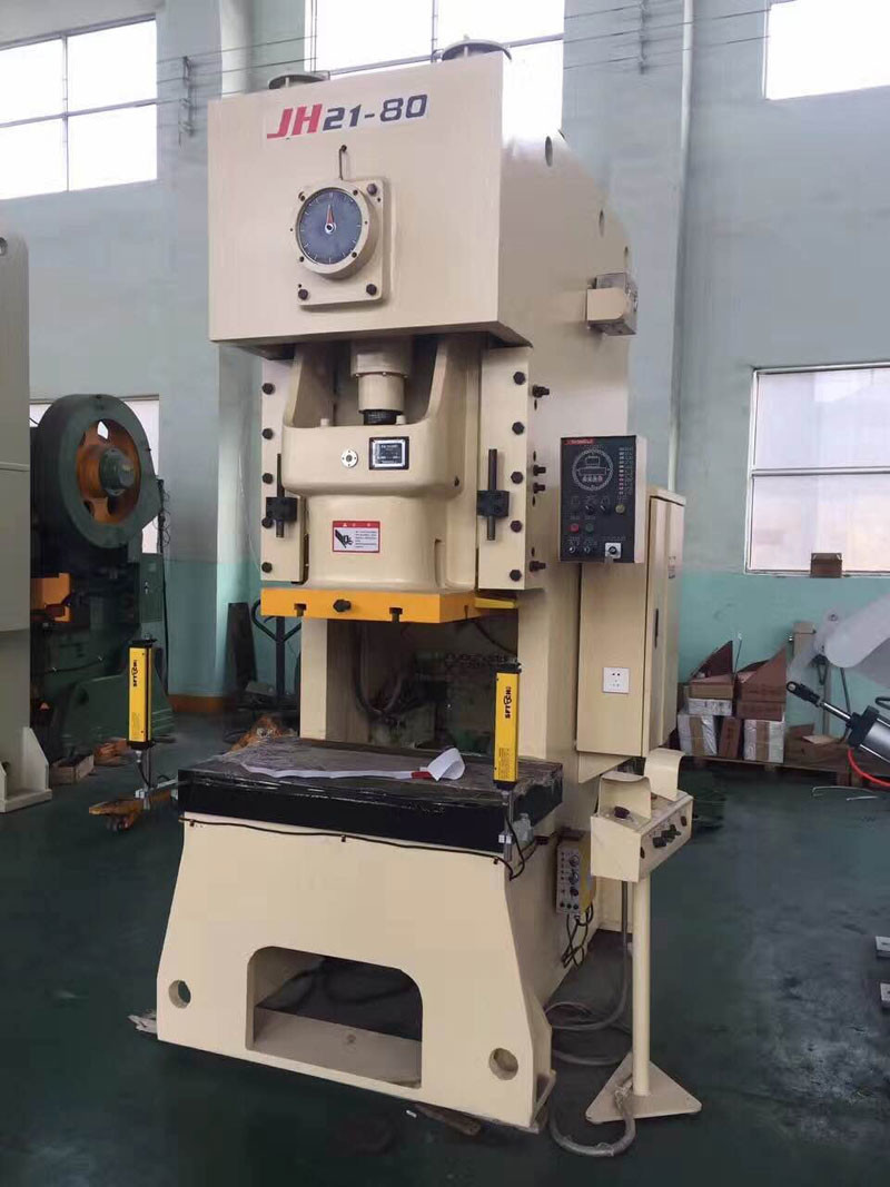 C Type 125T 25T 45T CNC Hydraulic Punching Press Machine Automatic