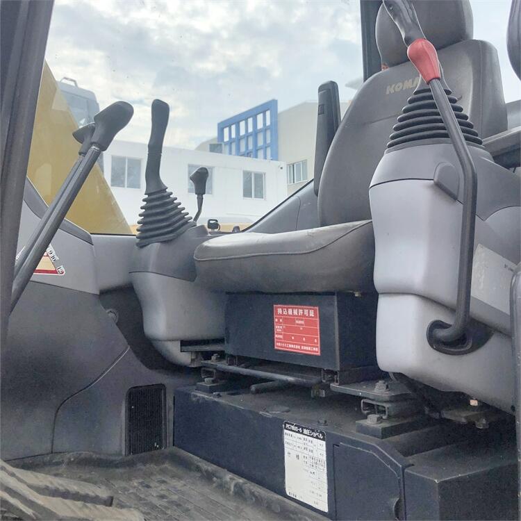 Used Komatsu PC78 Excavator with Original Hydraulic Cylinder and 0.34m3 Bucket Capacity