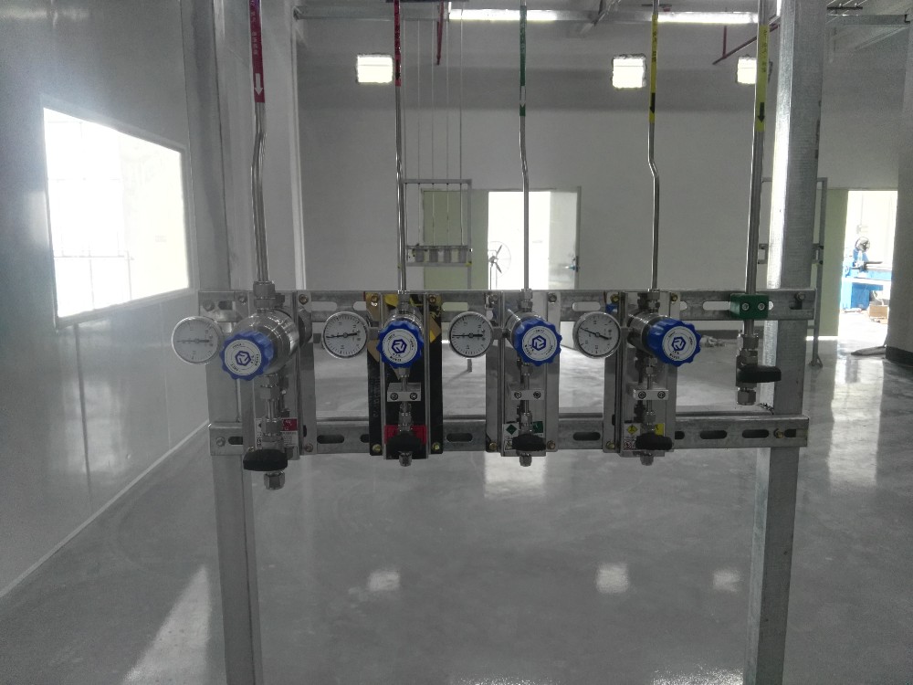 R11 n2o single stage air cylinder and pressure regulator with ball valve