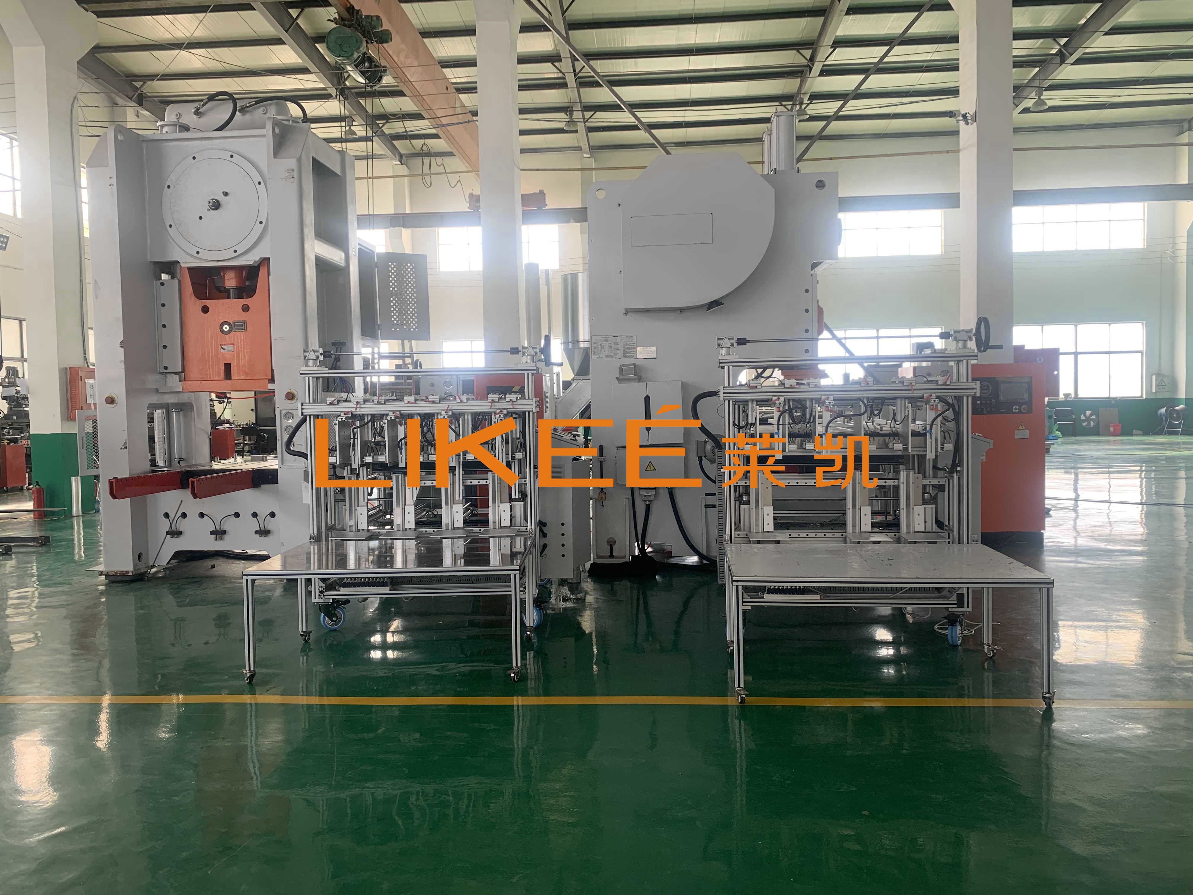 58HRC Aluminium Foil Container Die High Output Foil Container Punching Mould