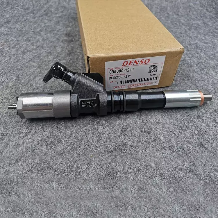 100% Tested 6156-11-3300 095000-1211 Fuel Injector for KOMATSU PC400-7 PC200 PC300 PC600 PC700 Excavator Diesel Engine