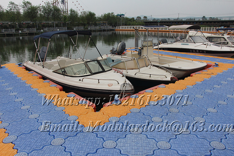 Floating boat docks manufacturer