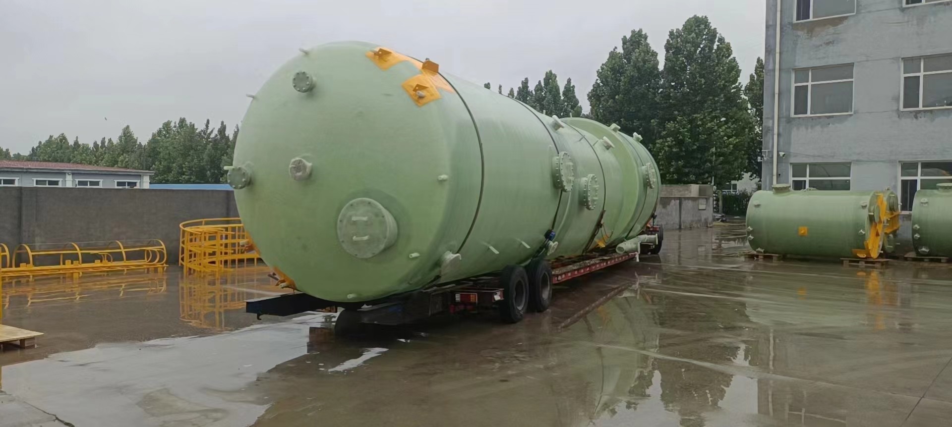 Vertical Anti Corrosion Grp Frp Storage Tank For Water Purification