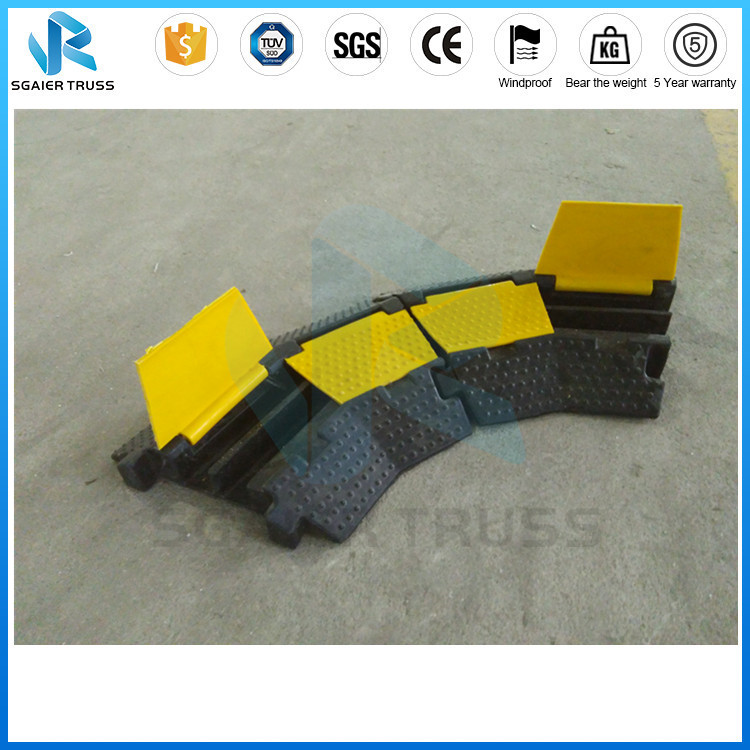 5 Channels Cable Ramp Truss Parts Waterproof For Outdoor Events Yellow Color