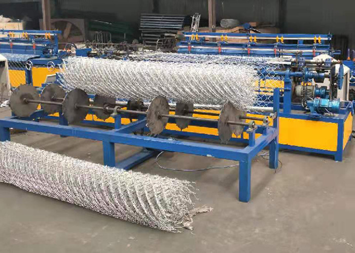Low Noise Chain Link Fence Weaving Machine High Working Efficiency