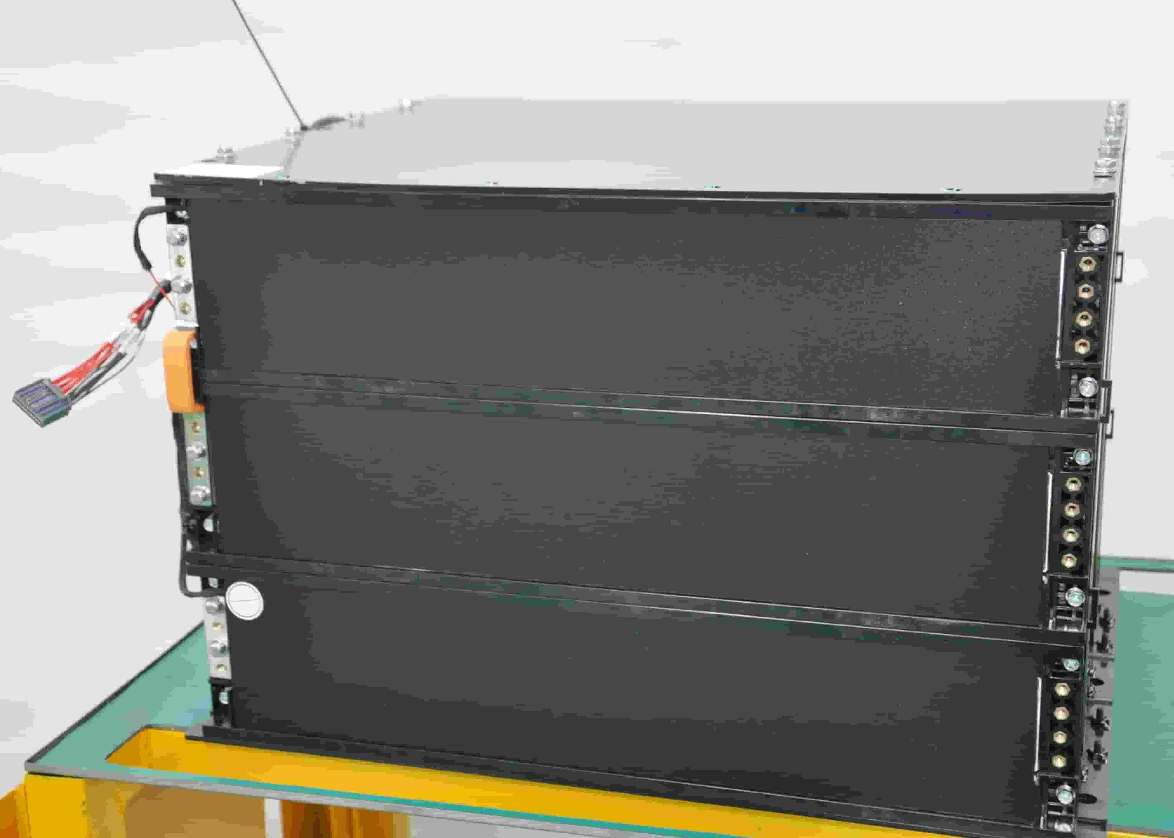 476.2mmx427.6mmx356.22mm Lithium Iron Phosphate Battery 12.960kwh