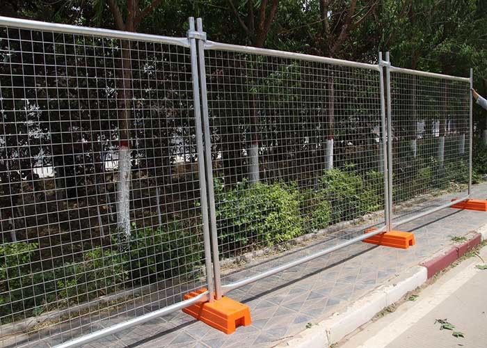 Galvanized 40g/M2 Temporary Security Fence Outdoor Temporary Fencing