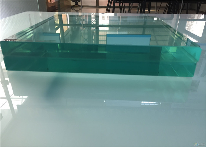 Colored / Clear PVB Laminated Glass 6.38mm 8.38mm 8.76mm Thickness For Construction