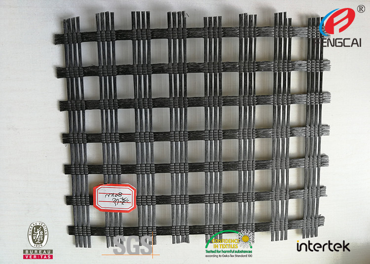 Polyester Biaxial Geotextile Drainage Fabric , Soil Foundation Geosynthetic Materials