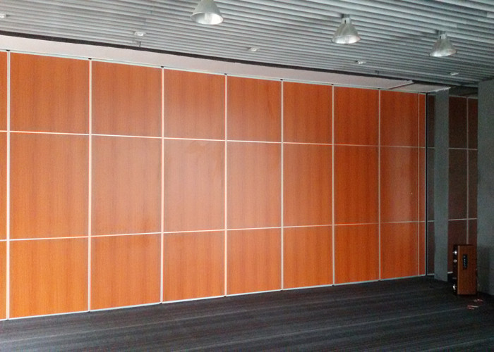 Flexible Mirror Movable Partition Walls Folding Sliding Partition With Mirror For Art Gallery