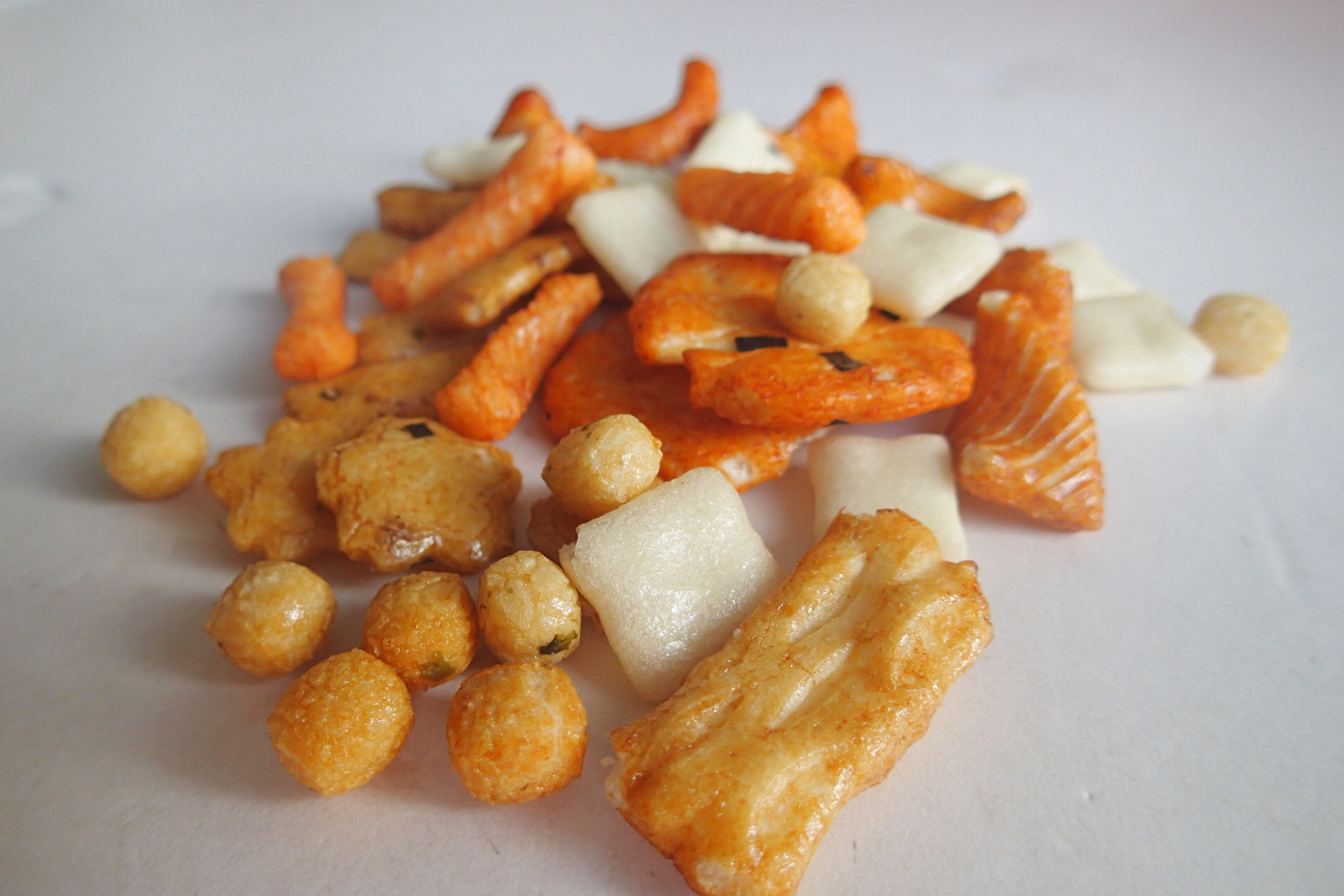 HACCP Japanese Rice Crackers Fried Rice Cracker Made Of Good Glutinous Rice