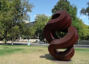 China Spiral Large Rusted Iron Sculpture , Modern Rusted Metal Garden Sculptures wholesale