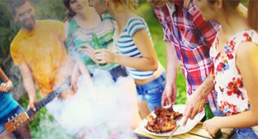 BBQ Smoker Barrel Fuel Wood Chip Burning Grills Stainless Steel Charcoal Grill