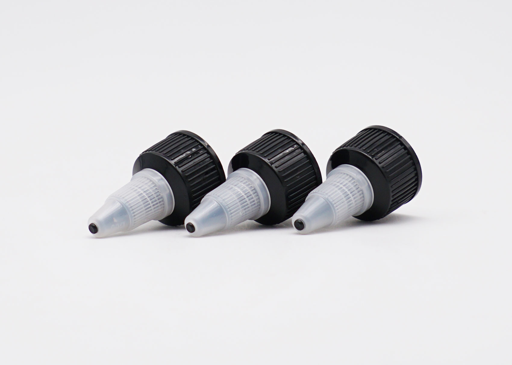 24mm Plastic Screw Caps Twist Top Long Nozzle For Bottles Smooth Closure