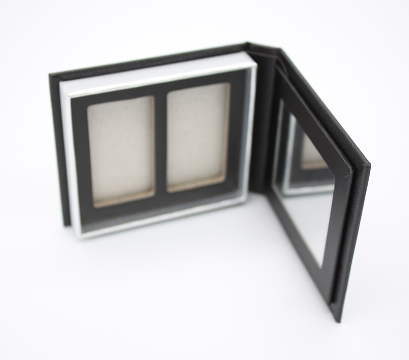 Booklet Style Custom Eyeshadow Boxes Case Magnetic C2S Paper Matte Silver