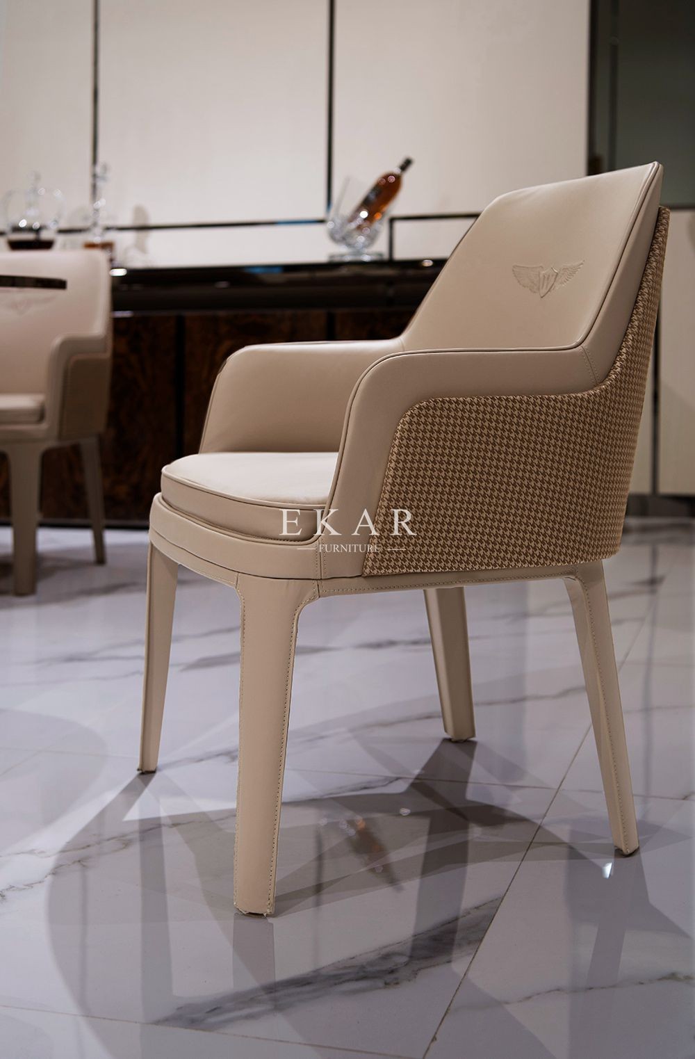 Modern Deluxe Chair Elegant Luxury Leather Dining Chair W001D5A