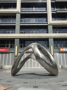 China Popular Mirror Exterior Stainless Steel Sculpture Garden Ornaments 2.2 Meter Length wholesale