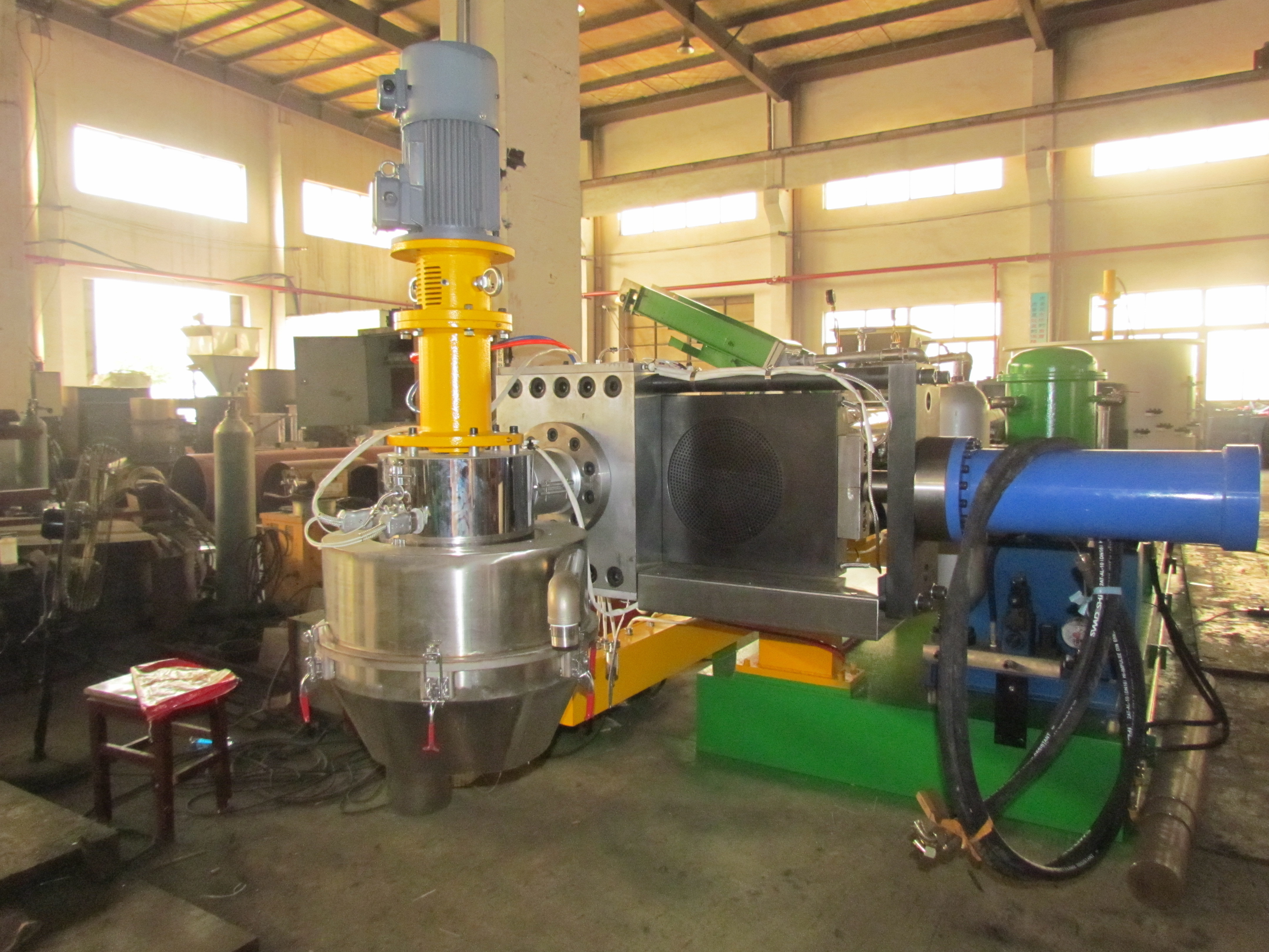 All In One 800kg/H Compaction Plastic Granulating Line
