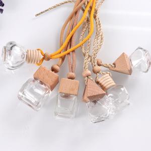 China 10ml Wooden Cap Car Hanging Perfume Bottle Diffuser Transparent wholesale
