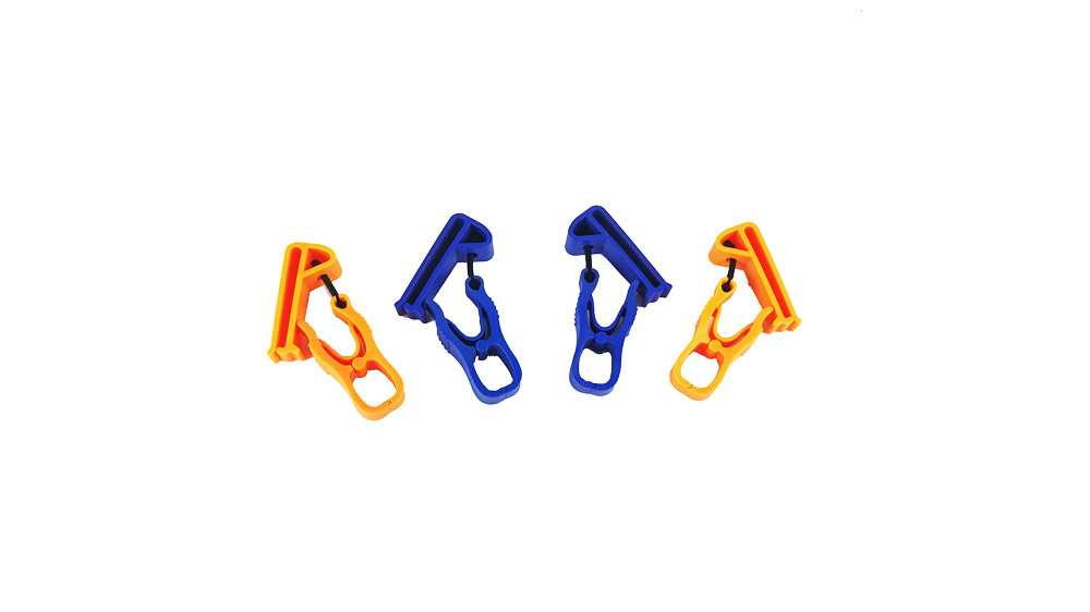 Custom Design Plastic Glove Clips 1.29*6.38*0.74 Bag Packaging