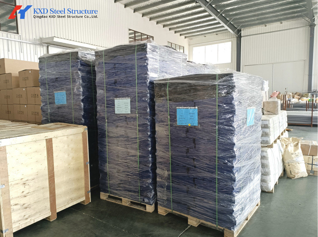 Broiler Farm Plastic Slatted Dung Leaking Board Poultry Slat Floor For Chicken Chick Duck Goose