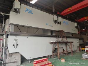 China Universal Electro Cnc Hydraulic Press Brake 7 Axis 600 Ton wholesale