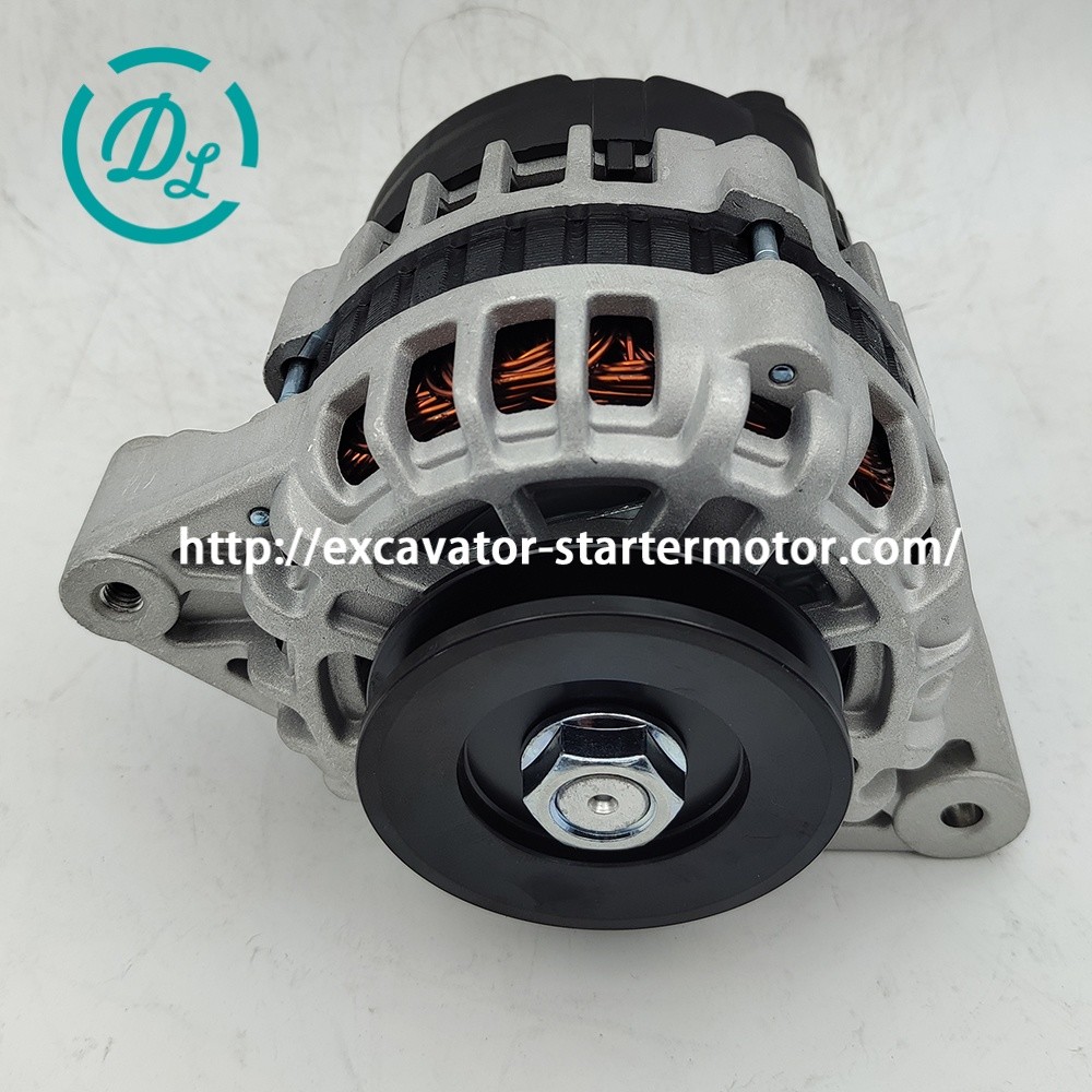 66785292 6678205 12390N TA000A48401 Excavator Alternator 12V 90A