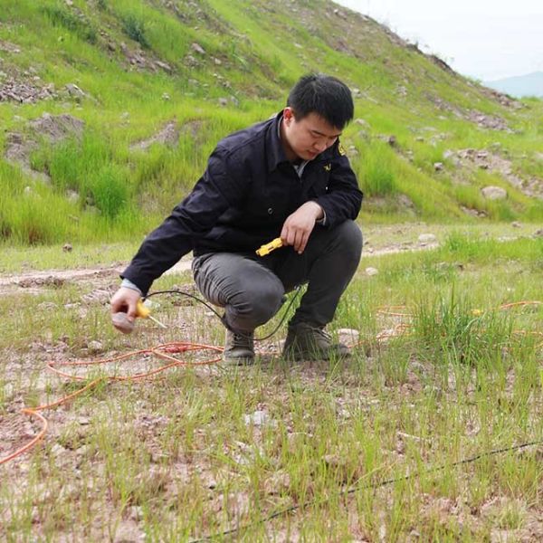 Borehole Engineering Seismograph Seismic 12 / 24 / 48 Channels