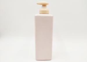 China 500ml Custom Cosmetic Bottles Pink Square Spray Bottle Recyclable Materials wholesale