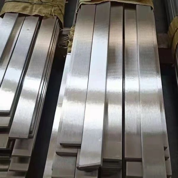 High Hardness Flat Stainless Steel Bar Hot Rolled 3.0-150mm 17-4PH