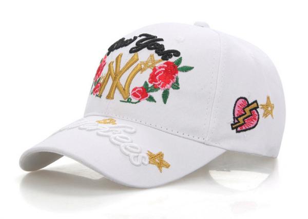White Cotton Baseball Cap 3D Embroidery Logo 5 Panel 100% Cotton For Outdoor