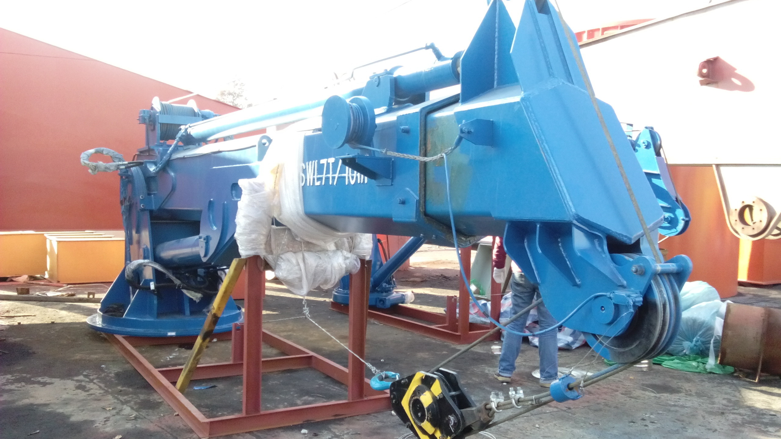 ABS/NK/BV/CCS Certified knuckle boom hydraulic marine crane For Sale
