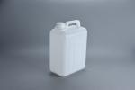 5L Extrusion Blow Moulded Plastic Jerry Can White Color And 2mm Wall Thickness