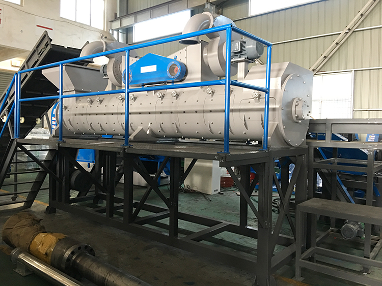 Inverter PET Bottle Label Remover Machine 500-5000kg/H Flakes Washing Line
