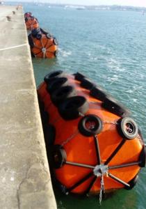 China Ship Protection Bumper Foam Filled Fender With Tyre And Chain wholesale