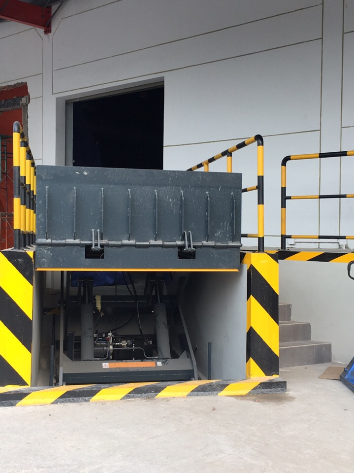 Warehouse 415V SWL 2000KG Hydraulic Scissor Lift