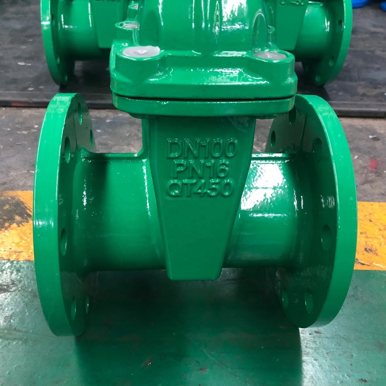 Ductile Iron SABS 664 Gate Valve Non Rising Stem PN16 Soft Sealing