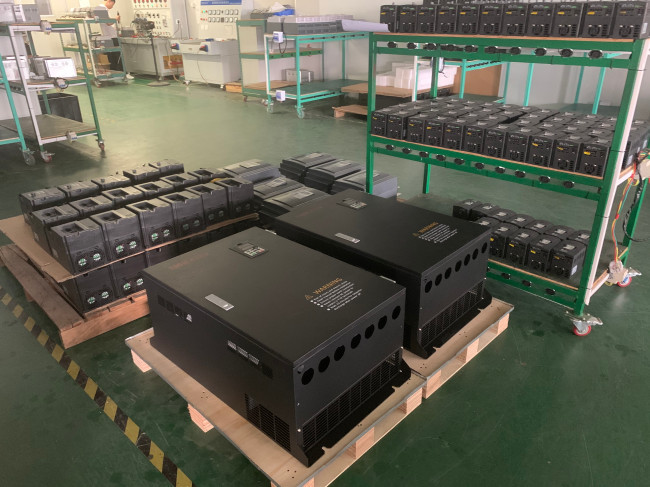 350V To 750V 25A MPPT 11kw Solar Inverter Ac To Ac